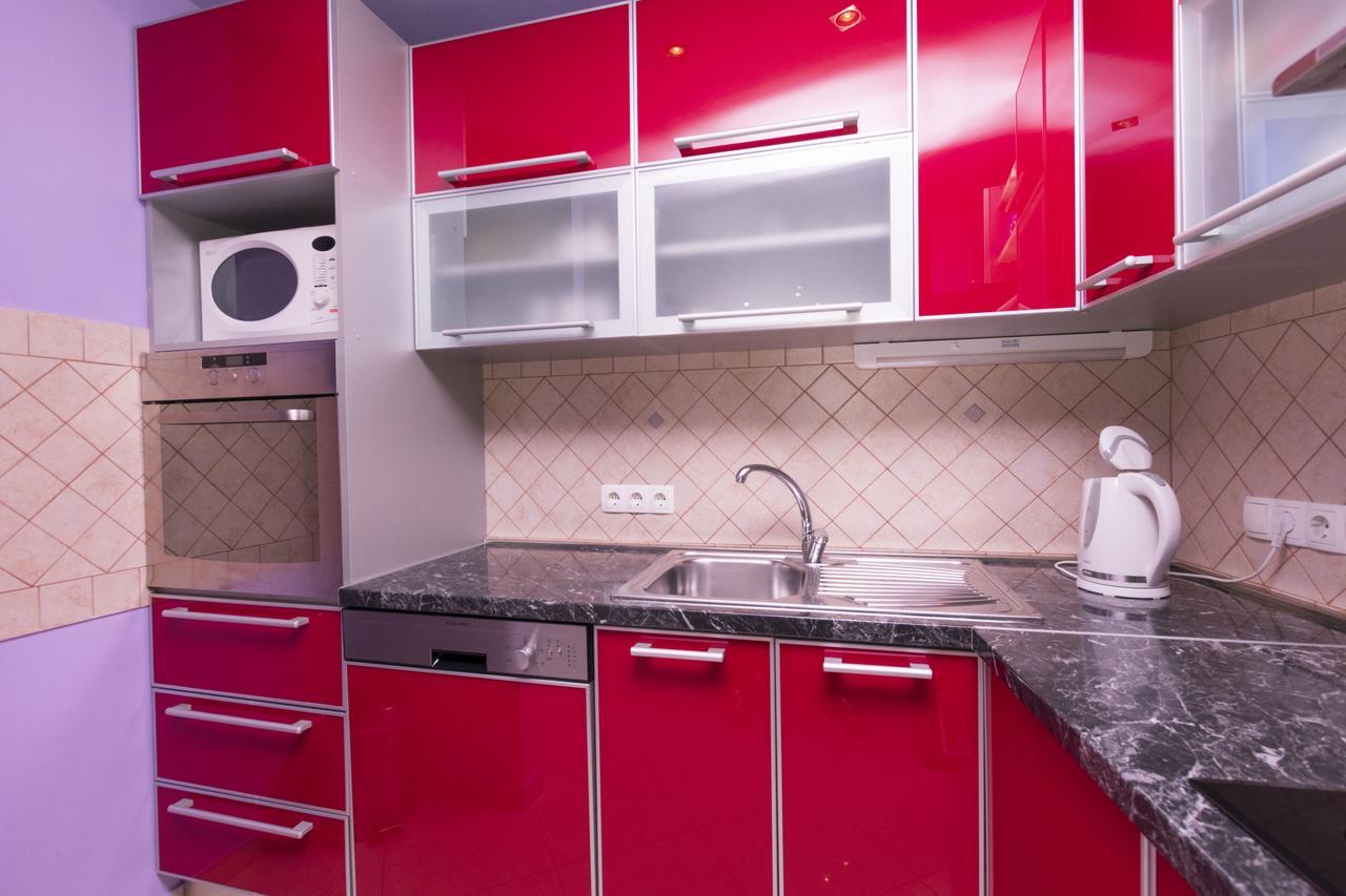 Apartments Mira Omis Luaran gambar