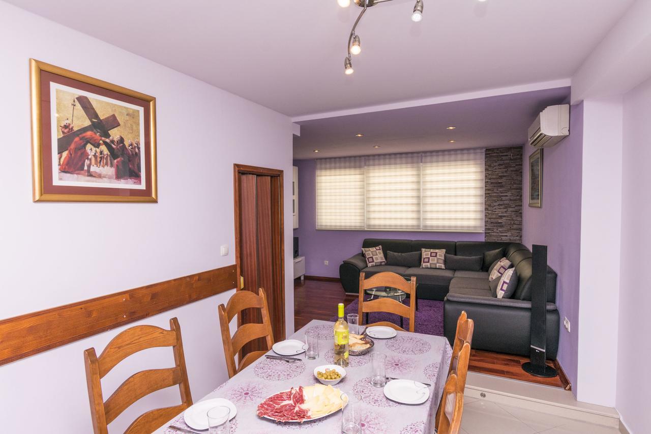 Apartments Mira Omis Luaran gambar